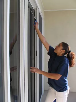 rengöring av balkong samt fönsterputsning ingår i våra priser